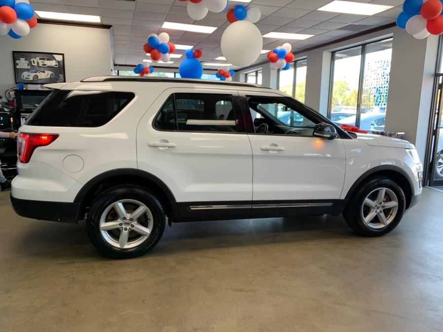 2017 Ford Explorer XLT 4WD, available for sale in Inwood, New York | 5 Towns Drive. Inwood, New York 2017 Ford Explorer XLT 4WD, available for sale in Inwood, New York | 5 Towns Drive. Inwood, New York