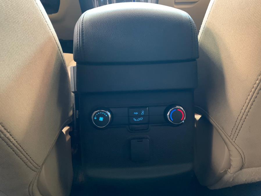 2017 Ford Explorer XLT 4WD, available for sale in Inwood, New York | 5 Towns Drive. Inwood, New York 2017 Ford Explorer XLT 4WD, available for sale in Inwood, New York | 5 Towns Drive. Inwood, New York