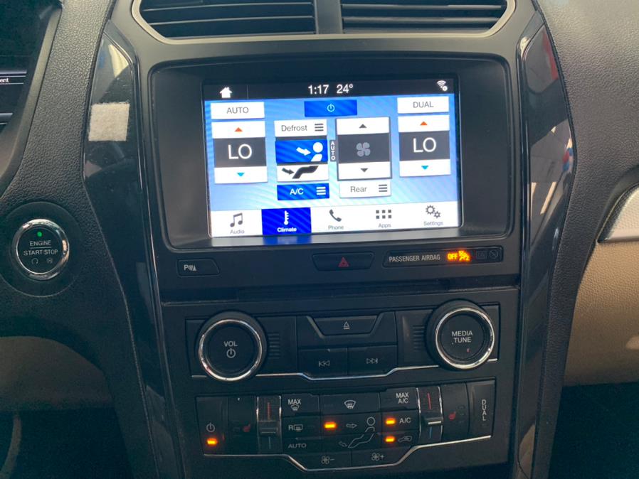 2017 Ford Explorer XLT 4WD, available for sale in Inwood, New York | 5 Towns Drive. Inwood, New York 2017 Ford Explorer XLT 4WD, available for sale in Inwood, New York | 5 Towns Drive. Inwood, New York