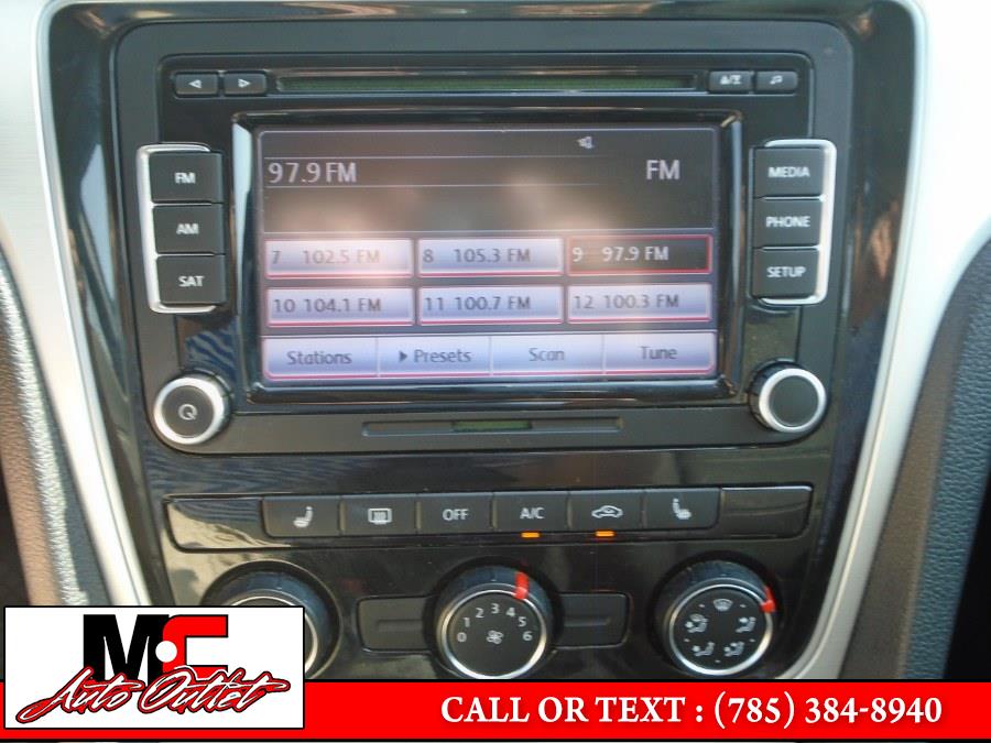 2013 Volkswagen Passat 4dr Sdn 2.5L Auto SE w/Sunroof PZEV, available for sale in Colby, Kansas | M C Auto Outlet Inc. Colby, Kansas 2013 Volkswagen Passat 4dr Sdn 2.5L Auto SE w/Sunroof PZEV, available for sale in Colby, Kansas | M C Auto Outlet Inc. Colby, Kansas