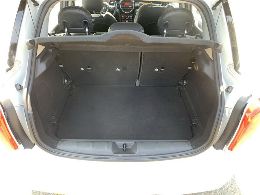 2016 MINI Cooper Hardtop 4 Door 4dr HB S, available for sale in Stratford, Connecticut | Wiz Leasing Inc. Stratford, Connecticut 2016 MINI Cooper Hardtop 4 Door 4dr HB S, available for sale in Stratford, Connecticut | Wiz Leasing Inc. Stratford, Connecticut