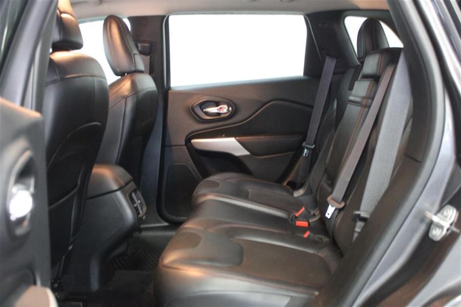 2017 Jeep Cherokee TRAILHAWK, available for sale in Paterson, New Jersey | Fast Track Motors. Paterson, New Jersey 2017 Jeep Cherokee TRAILHAWK, available for sale in Paterson, New Jersey | Fast Track Motors. Paterson, New Jersey