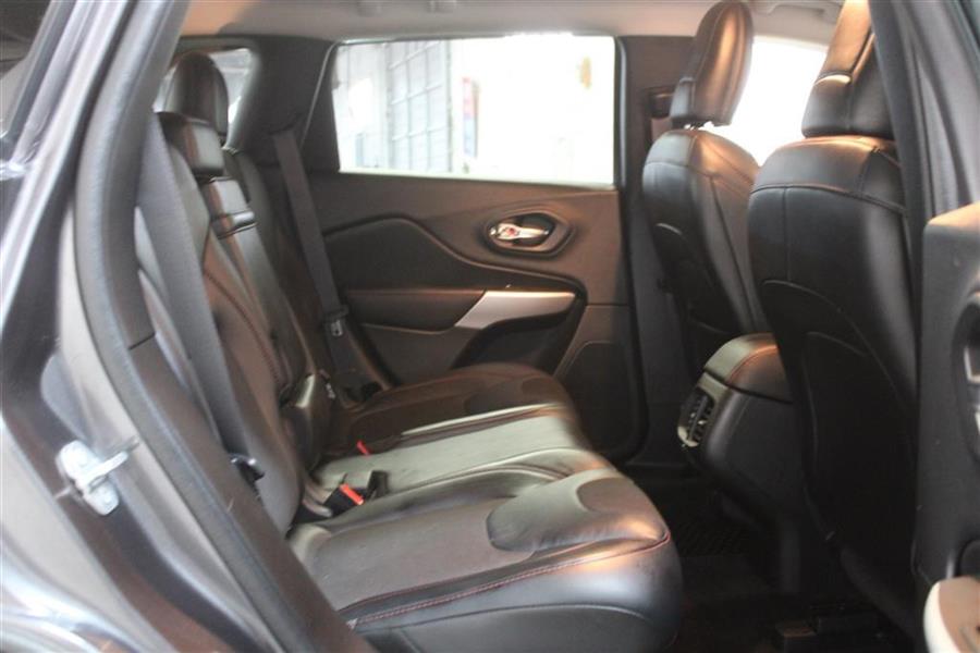 2017 Jeep Cherokee TRAILHAWK, available for sale in Paterson, New Jersey | Fast Track Motors. Paterson, New Jersey 2017 Jeep Cherokee TRAILHAWK, available for sale in Paterson, New Jersey | Fast Track Motors. Paterson, New Jersey