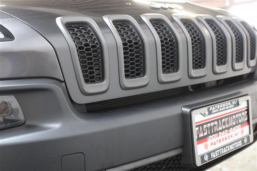 2017 Jeep Cherokee TRAILHAWK, available for sale in Paterson, New Jersey | Fast Track Motors. Paterson, New Jersey 2017 Jeep Cherokee TRAILHAWK, available for sale in Paterson, New Jersey | Fast Track Motors. Paterson, New Jersey