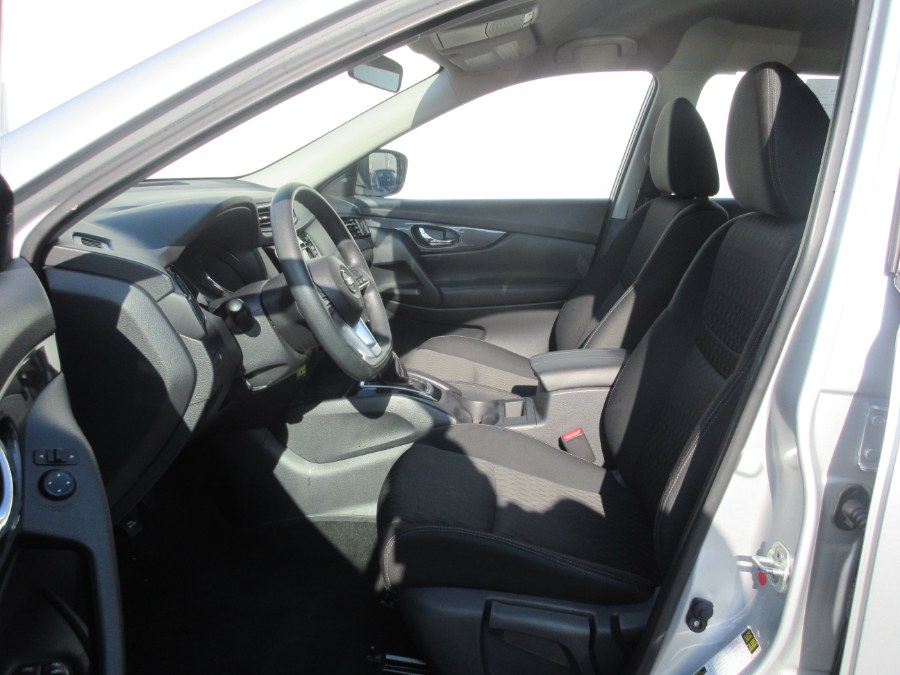 2018 Nissan Rogue AWD SV, available for sale in Linden, New Jersey | Route 27 Auto Mall. Linden, New Jersey 2018 Nissan Rogue AWD SV, available for sale in Linden, New Jersey | Route 27 Auto Mall. Linden, New Jersey