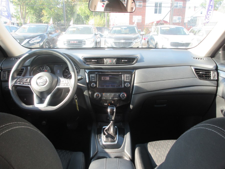 2018 Nissan Rogue AWD SV, available for sale in Linden, New Jersey | Route 27 Auto Mall. Linden, New Jersey 2018 Nissan Rogue AWD SV, available for sale in Linden, New Jersey | Route 27 Auto Mall. Linden, New Jersey