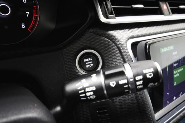 Used Land Rover Range Rover Velar S w/ Navi & rearCam 2020 | Car Revolution. Maple Shade, New Jersey Used Land Rover Range Rover Velar S w/ Navi & rearCam 2020 | Car Revolution. Maple Shade, New Jersey