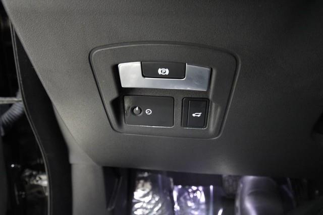 Used Land Rover Range Rover Velar S w/ Navi & rearCam 2020 | Car Revolution. Maple Shade, New Jersey Used Land Rover Range Rover Velar S w/ Navi & rearCam 2020 | Car Revolution. Maple Shade, New Jersey