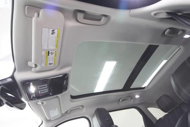 Used Land Rover Range Rover Velar S w/ Navi & rearCam 2020 | Car Revolution. Maple Shade, New Jersey Used Land Rover Range Rover Velar S w/ Navi & rearCam 2020 | Car Revolution. Maple Shade, New Jersey
