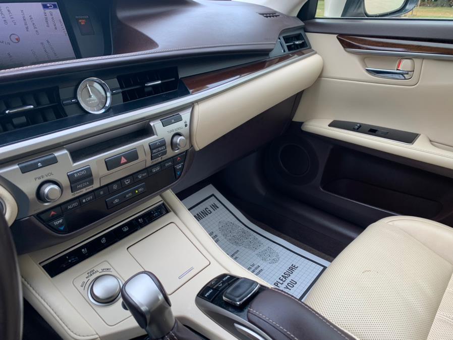 2016 Lexus ES 350 4dr Sdn, available for sale in Roslyn Heights, New York | Mekawy Auto Sales Inc. Roslyn Heights, New York 2016 Lexus ES 350 4dr Sdn, available for sale in Roslyn Heights, New York | Mekawy Auto Sales Inc. Roslyn Heights, New York