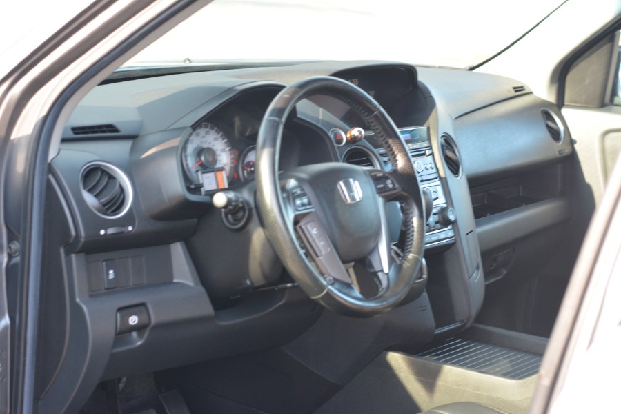2012 Honda Pilot 4WD 4dr EX-L, available for sale in Ashland, Massachusetts | New Beginning Auto Service Inc. Ashland, Massachusetts 2012 Honda Pilot 4WD 4dr EX-L, available for sale in Ashland, Massachusetts | New Beginning Auto Service Inc. Ashland, Massachusetts