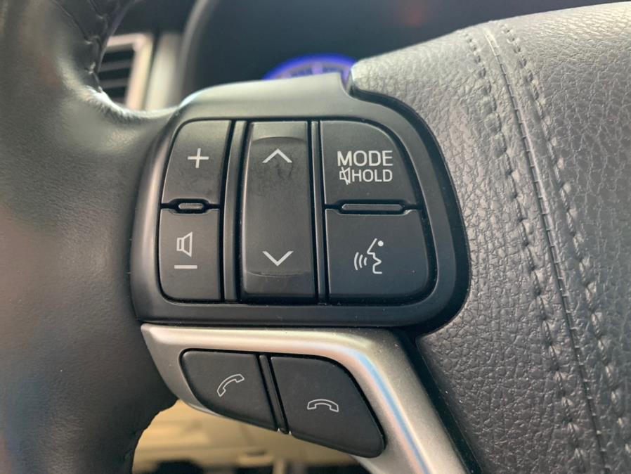 2018 Toyota Highlander Limited V6 AWD (Natl), available for sale in Inwood, New York | 5 Towns Drive. Inwood, New York 2018 Toyota Highlander Limited V6 AWD (Natl), available for sale in Inwood, New York | 5 Towns Drive. Inwood, New York