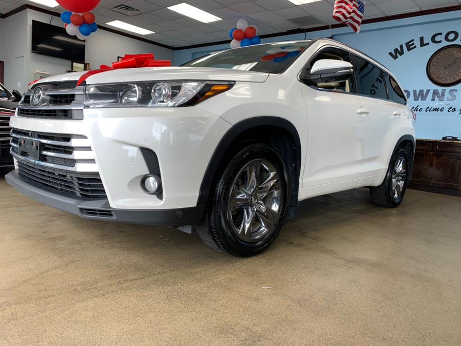 2018 Toyota Highlander Limited V6 AWD (Natl), available for sale in Inwood, New York | 5 Towns Drive. Inwood, New York 2018 Toyota Highlander Limited V6 AWD (Natl), available for sale in Inwood, New York | 5 Towns Drive. Inwood, New York