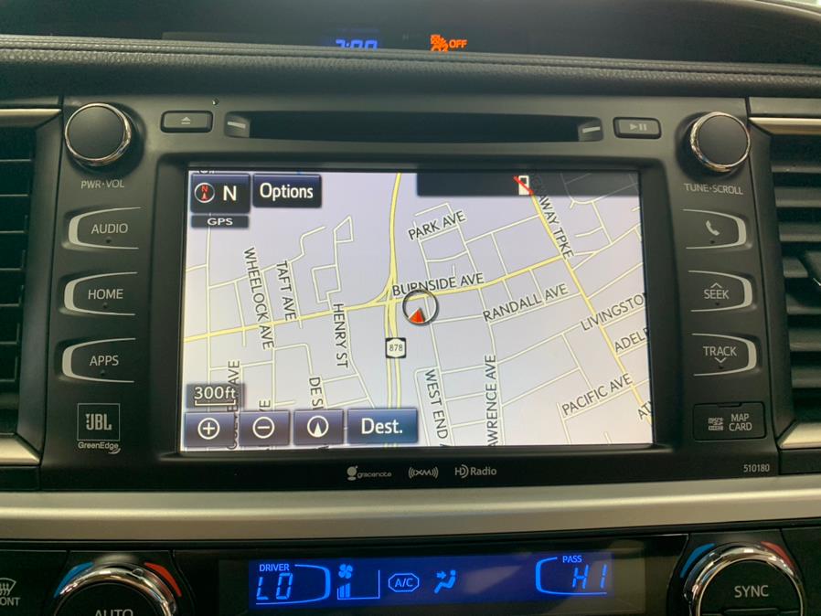 2018 Toyota Highlander Limited V6 AWD (Natl), available for sale in Inwood, New York | 5 Towns Drive. Inwood, New York 2018 Toyota Highlander Limited V6 AWD (Natl), available for sale in Inwood, New York | 5 Towns Drive. Inwood, New York