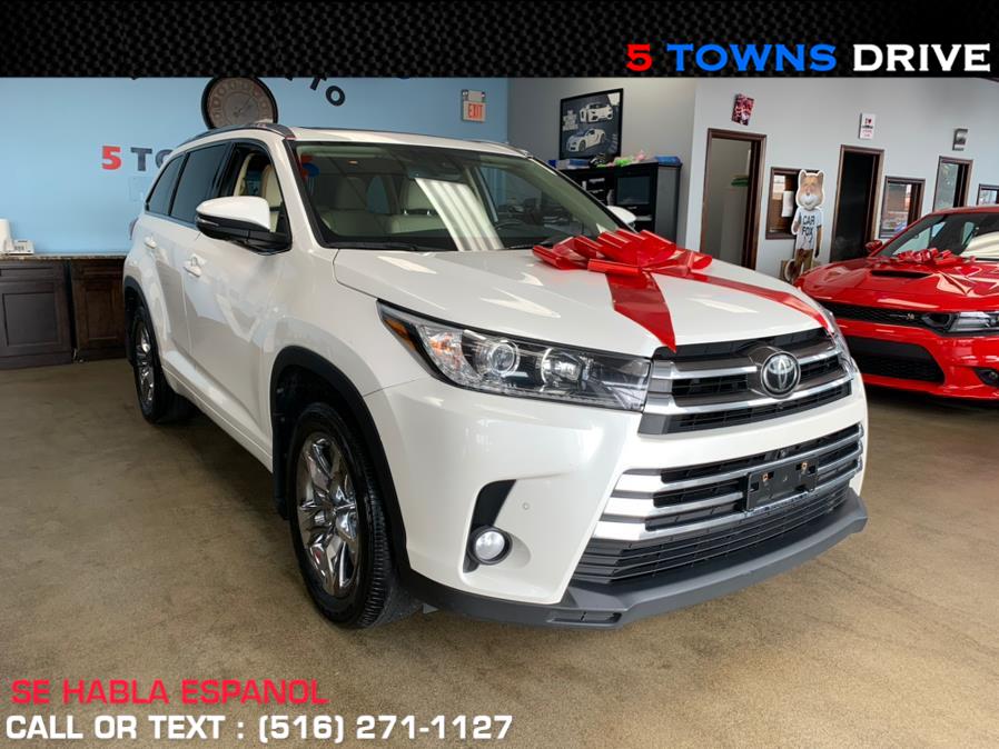 2018 Toyota Highlander Limited V6 AWD (Natl), available for sale in Inwood, New York | 5 Towns Drive. Inwood, New York 2018 Toyota Highlander Limited V6 AWD (Natl), available for sale in Inwood, New York | 5 Towns Drive. Inwood, New York