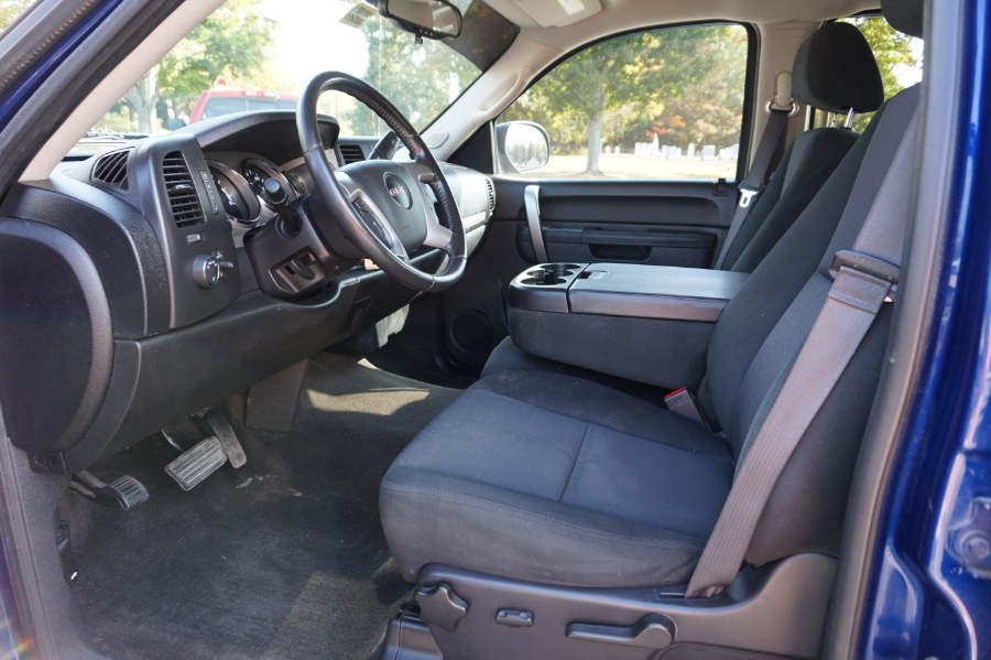 Used GMC Sierra 1500 4WD Crew Cab 143.5" SLE 2013 | Rockland Motor Company. Rockland, Maine Used GMC Sierra 1500 4WD Crew Cab 143.5" SLE 2013 | Rockland Motor Company. Rockland, Maine