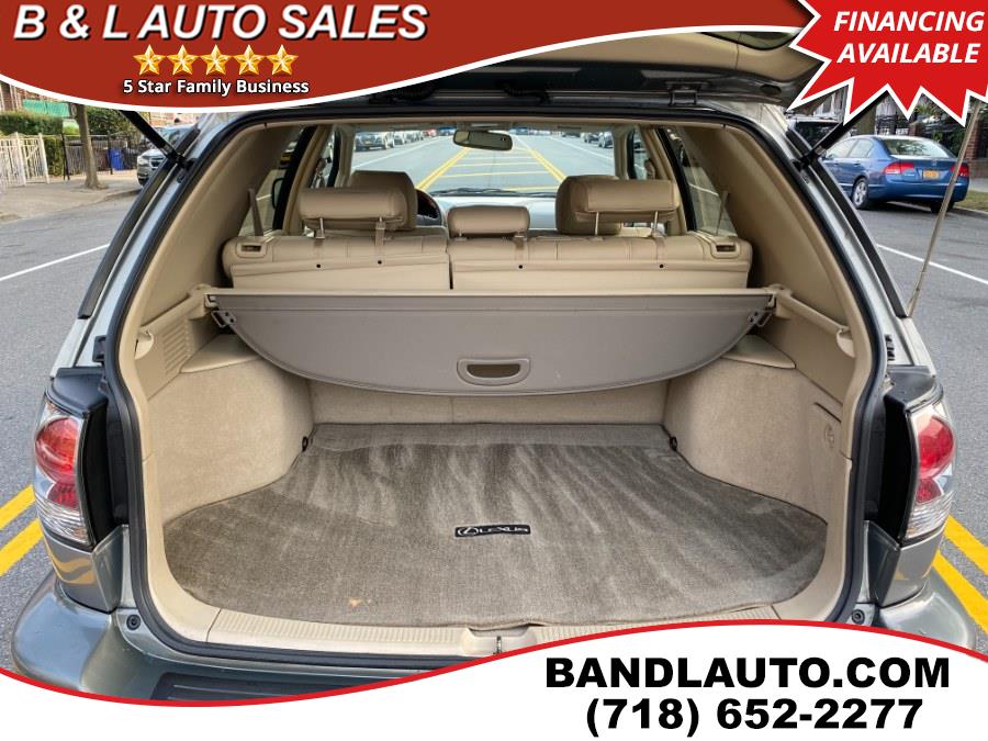 2002 Lexus RX 300 4dr SUV 4WD, available for sale in Bronx, New York | B & L Auto Sales LLC. Bronx, New York 2002 Lexus RX 300 4dr SUV 4WD, available for sale in Bronx, New York | B & L Auto Sales LLC. Bronx, New York