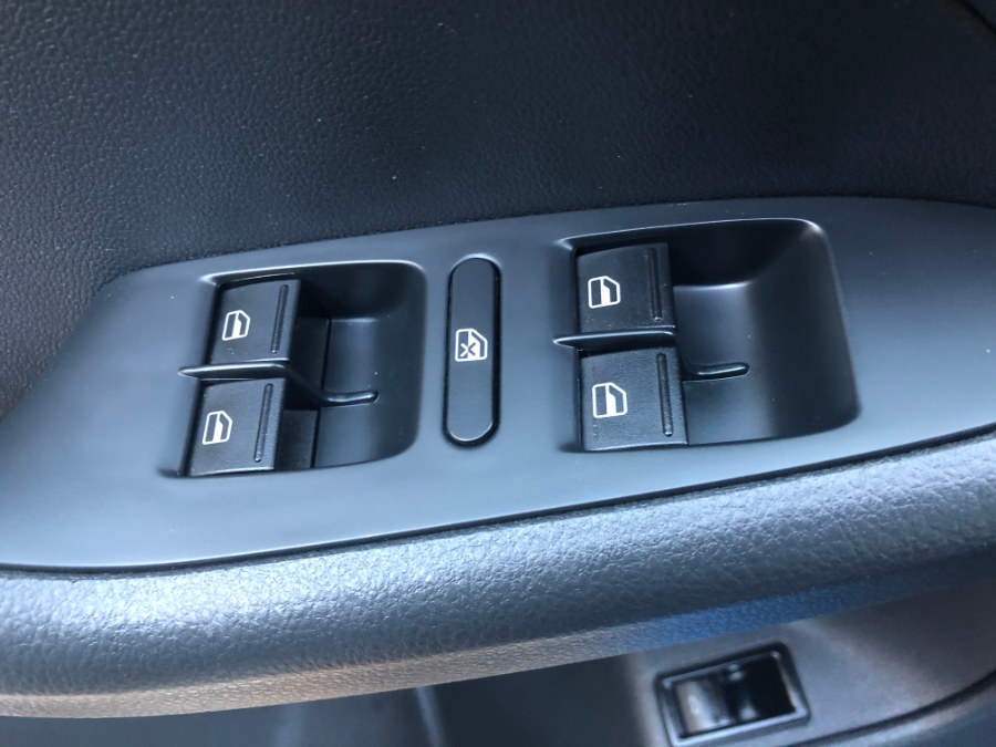2015 Volkswagen Jetta Sedan 4dr Auto 2.0L S, available for sale in Bristol, Connecticut | Bristol Auto Center LLC. Bristol, Connecticut 2015 Volkswagen Jetta Sedan 4dr Auto 2.0L S, available for sale in Bristol, Connecticut | Bristol Auto Center LLC. Bristol, Connecticut