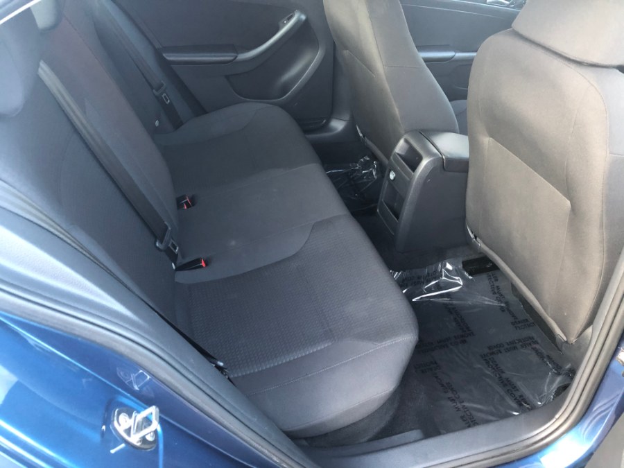 2015 Volkswagen Jetta Sedan 4dr Auto 2.0L S, available for sale in Bristol, Connecticut | Bristol Auto Center LLC. Bristol, Connecticut 2015 Volkswagen Jetta Sedan 4dr Auto 2.0L S, available for sale in Bristol, Connecticut | Bristol Auto Center LLC. Bristol, Connecticut