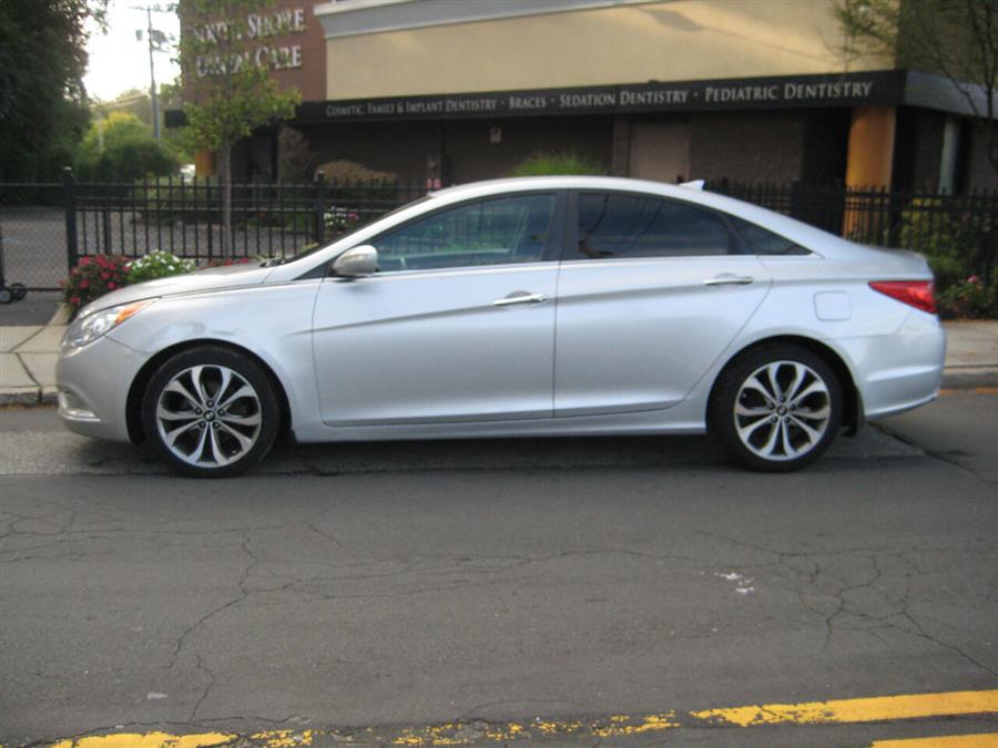 2013 Hyundai Sonata SE 2.0T 4dr Sedan, available for sale in Massapequa, New York | Rite Choice Auto Inc.. Massapequa, New York 2013 Hyundai Sonata SE 2.0T 4dr Sedan, available for sale in Massapequa, New York | Rite Choice Auto Inc.. Massapequa, New York