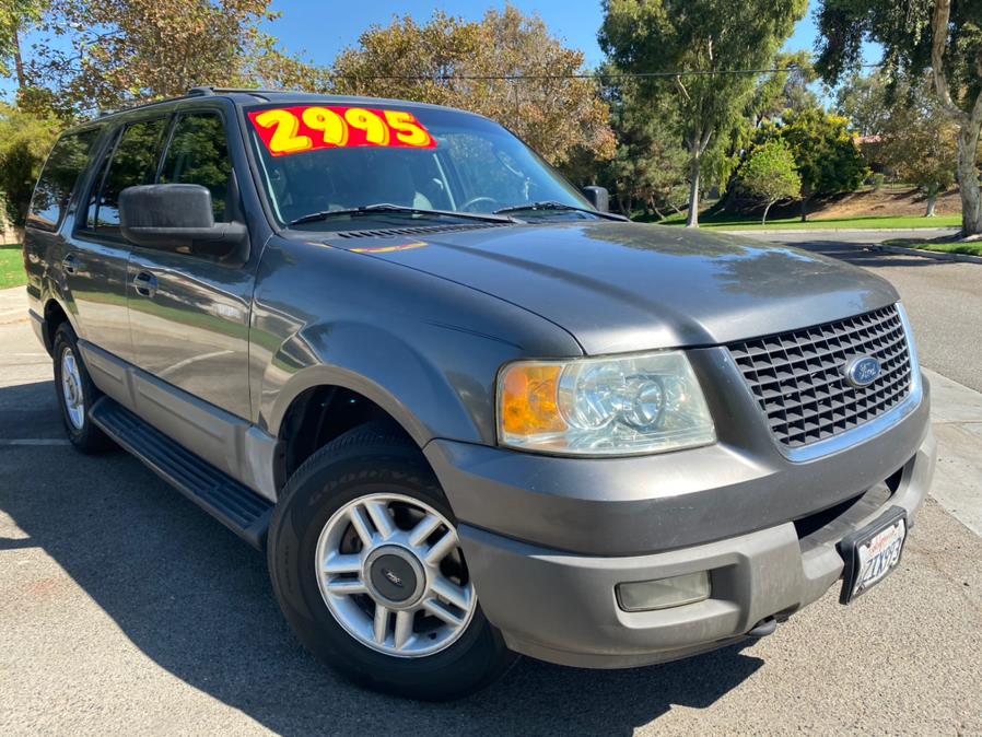 2003 Ford Expedition 5.4L XLT Popular 4WD, available for sale in Corona, California | Green Light Auto. Corona, California