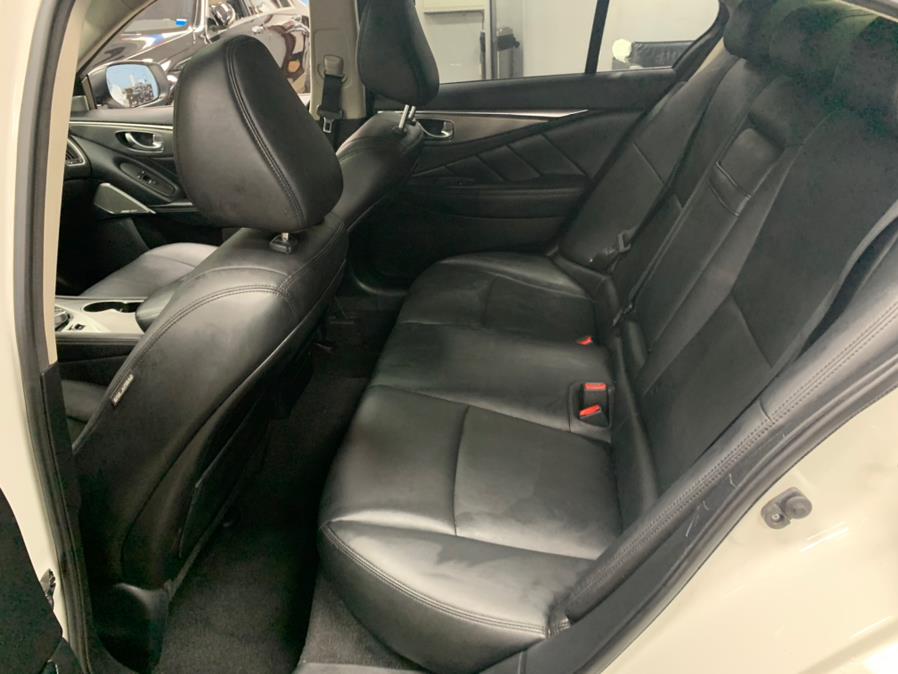 Used INFINITI Q50 3.0t Premium RWD 2017 | 5 Towns Drive. Inwood, New York Used INFINITI Q50 3.0t Premium RWD 2017 | 5 Towns Drive. Inwood, New York