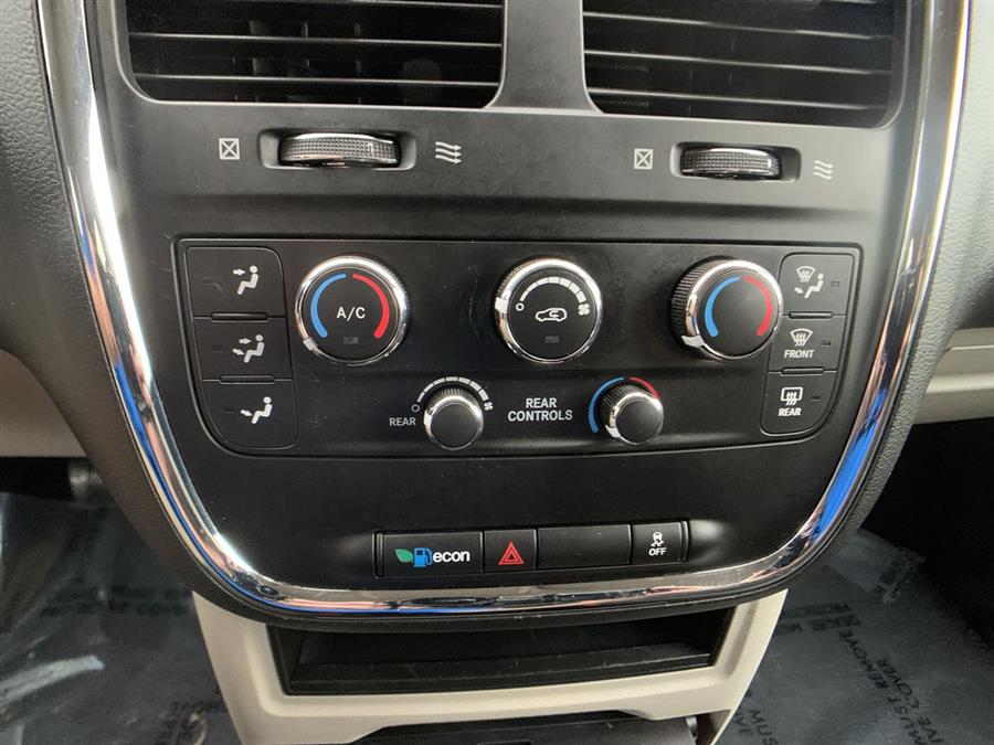 2017 Dodge Grand Caravan SE Wagon, available for sale in Stratford, Connecticut | Wiz Leasing Inc. Stratford, Connecticut 2017 Dodge Grand Caravan SE Wagon, available for sale in Stratford, Connecticut | Wiz Leasing Inc. Stratford, Connecticut