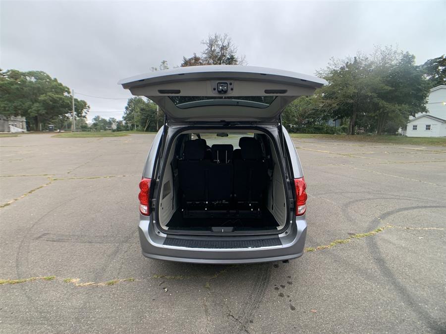 2017 Dodge Grand Caravan SE Wagon, available for sale in Stratford, Connecticut | Wiz Leasing Inc. Stratford, Connecticut 2017 Dodge Grand Caravan SE Wagon, available for sale in Stratford, Connecticut | Wiz Leasing Inc. Stratford, Connecticut