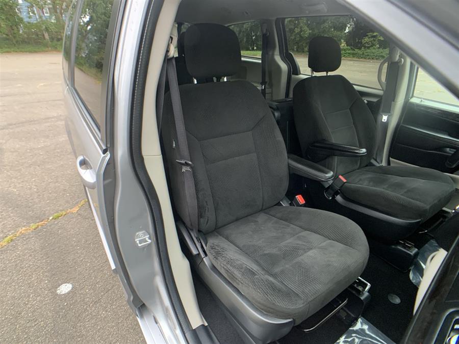 2017 Dodge Grand Caravan SE Wagon, available for sale in Stratford, Connecticut | Wiz Leasing Inc. Stratford, Connecticut 2017 Dodge Grand Caravan SE Wagon, available for sale in Stratford, Connecticut | Wiz Leasing Inc. Stratford, Connecticut