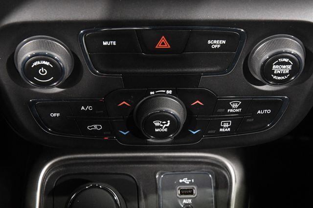 The 2020 Jeep Compass Latitude w/ Heated Seats
