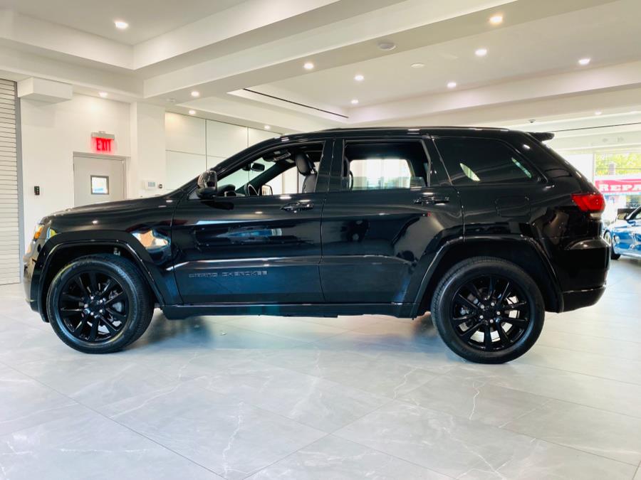 Used Jeep Grand Cherokee Altitude 4x4 *Ltd Avail* 2017 | Luxury Motor Club. Franklin Square, New York Used Jeep Grand Cherokee Altitude 4x4 *Ltd Avail* 2017 | Luxury Motor Club. Franklin Square, New York