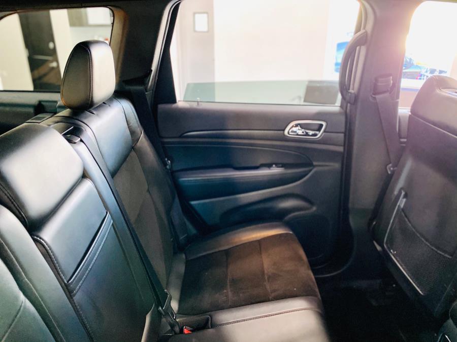 Used Jeep Grand Cherokee Altitude 4x4 *Ltd Avail* 2017 | Luxury Motor Club. Franklin Square, New York Used Jeep Grand Cherokee Altitude 4x4 *Ltd Avail* 2017 | Luxury Motor Club. Franklin Square, New York