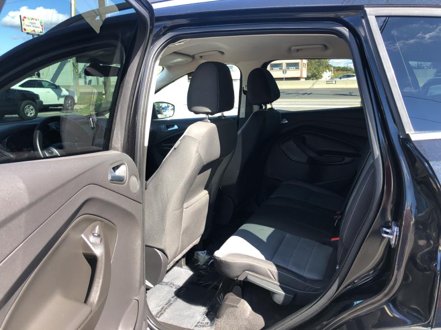 2014 Ford Escape FWD 4dr SE, available for sale in Lodi, New Jersey | Route 46 Auto Sales Inc. Lodi, New Jersey 2014 Ford Escape FWD 4dr SE, available for sale in Lodi, New Jersey | Route 46 Auto Sales Inc. Lodi, New Jersey
