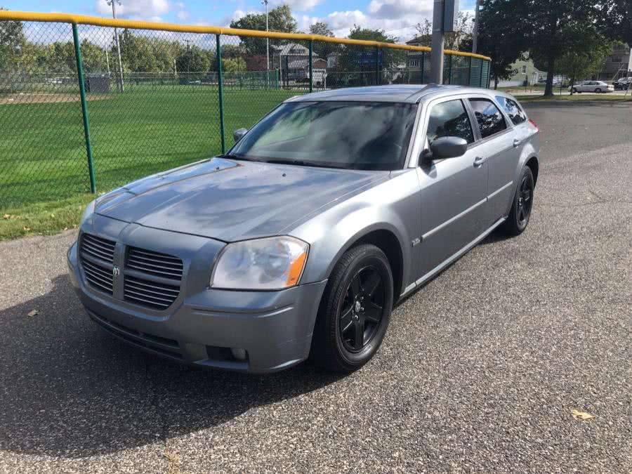 2007 Dodge Magnum 4dr Wgn RWD, available for sale in Lyndhurst, New Jersey | Cars With Deals. Lyndhurst, New Jersey