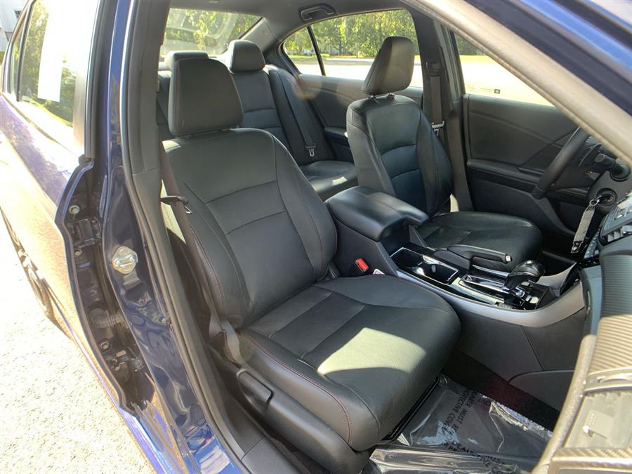 2017 Honda Accord Sedan Sport SE CVT, available for sale in Stratford, Connecticut | Wiz Leasing Inc. Stratford, Connecticut 2017 Honda Accord Sedan Sport SE CVT, available for sale in Stratford, Connecticut | Wiz Leasing Inc. Stratford, Connecticut