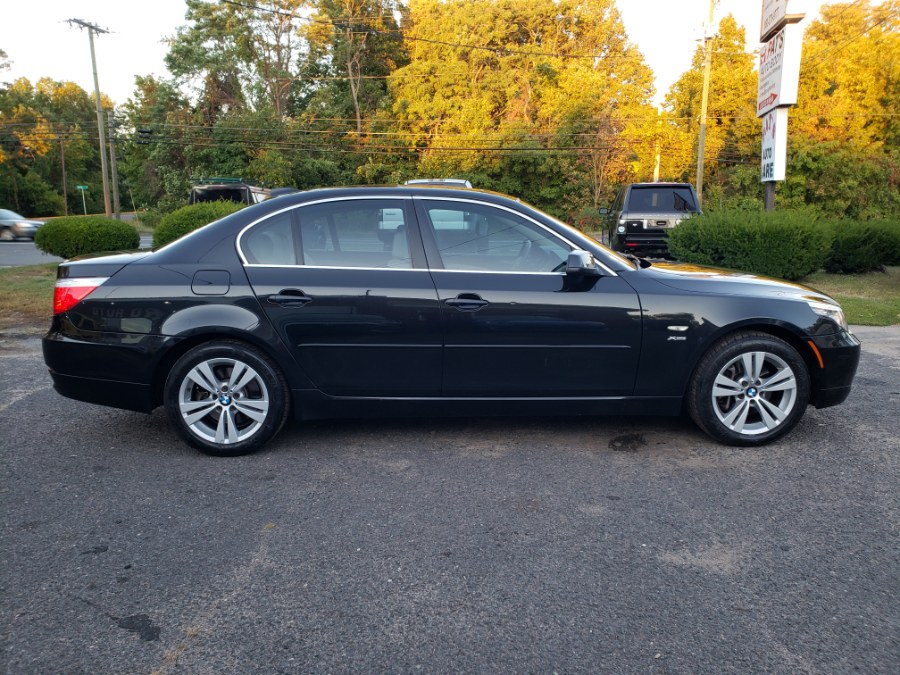 2010 BMW 5 Series 4dr Sdn 528i xDrive AWD Navi Loaded, available for sale in East Windsor, Connecticut | Toro Auto. East Windsor, Connecticut 2010 BMW 5 Series 4dr Sdn 528i xDrive AWD Navi Loaded, available for sale in East Windsor, Connecticut | Toro Auto. East Windsor, Connecticut