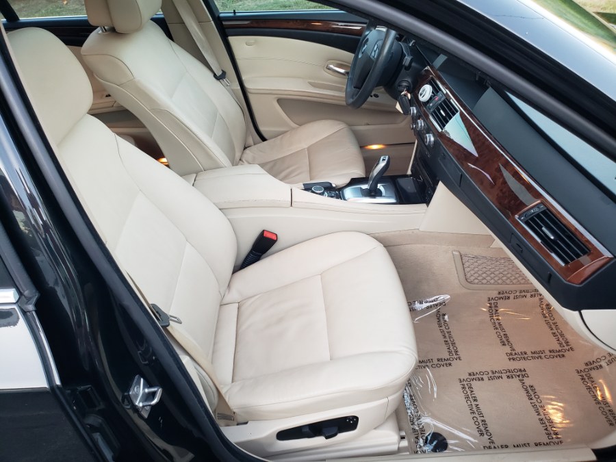2010 BMW 5 Series 4dr Sdn 528i xDrive AWD Navi Loaded, available for sale in East Windsor, Connecticut | Toro Auto. East Windsor, Connecticut 2010 BMW 5 Series 4dr Sdn 528i xDrive AWD Navi Loaded, available for sale in East Windsor, Connecticut | Toro Auto. East Windsor, Connecticut