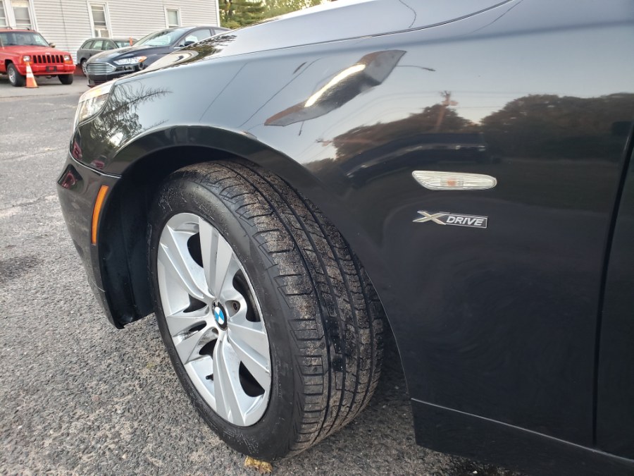 2010 BMW 5 Series 4dr Sdn 528i xDrive AWD Navi Loaded, available for sale in East Windsor, Connecticut | Toro Auto. East Windsor, Connecticut 2010 BMW 5 Series 4dr Sdn 528i xDrive AWD Navi Loaded, available for sale in East Windsor, Connecticut | Toro Auto. East Windsor, Connecticut