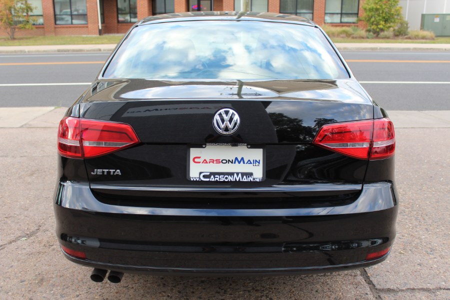 2015 Volkswagen Jetta Sedan 4dr Auto 2.0L S, available for sale in Manchester, Connecticut | Carsonmain LLC. Manchester, Connecticut 2015 Volkswagen Jetta Sedan 4dr Auto 2.0L S, available for sale in Manchester, Connecticut | Carsonmain LLC. Manchester, Connecticut