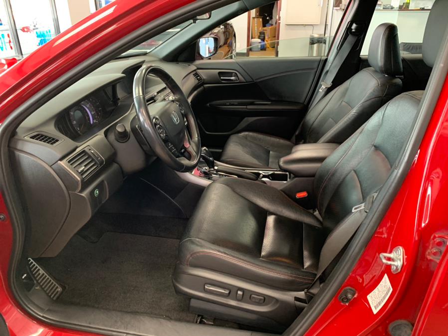 2017 Honda Accord Sedan Sport SE CVT, available for sale in Inwood, New York | 5 Towns Drive. Inwood, New York 2017 Honda Accord Sedan Sport SE CVT, available for sale in Inwood, New York | 5 Towns Drive. Inwood, New York