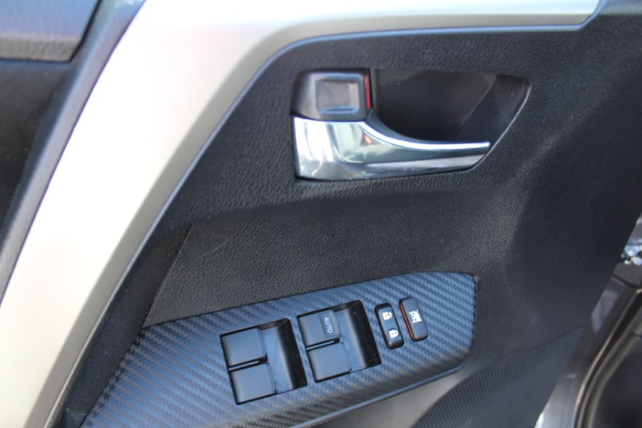 2015 Toyota RAV4 AWD 4dr XLE, available for sale in Great Neck, New York | Great Neck Car Buyers & Sellers. Great Neck, New York 2015 Toyota RAV4 AWD 4dr XLE, available for sale in Great Neck, New York | Great Neck Car Buyers & Sellers. Great Neck, New York