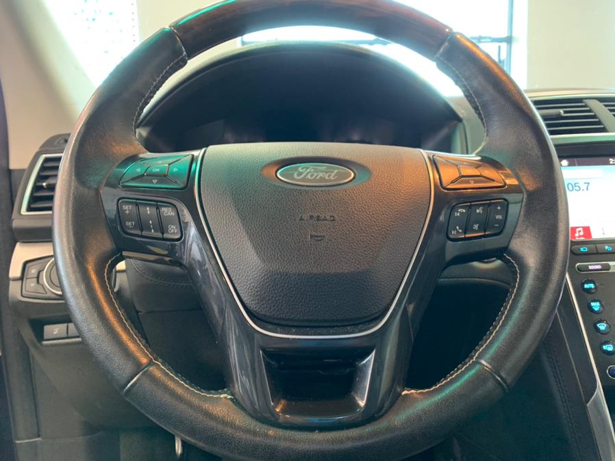 2017 Ford Explorer Platinum 4WD, available for sale in Inwood, New York | 5 Towns Drive. Inwood, New York 2017 Ford Explorer Platinum 4WD, available for sale in Inwood, New York | 5 Towns Drive. Inwood, New York