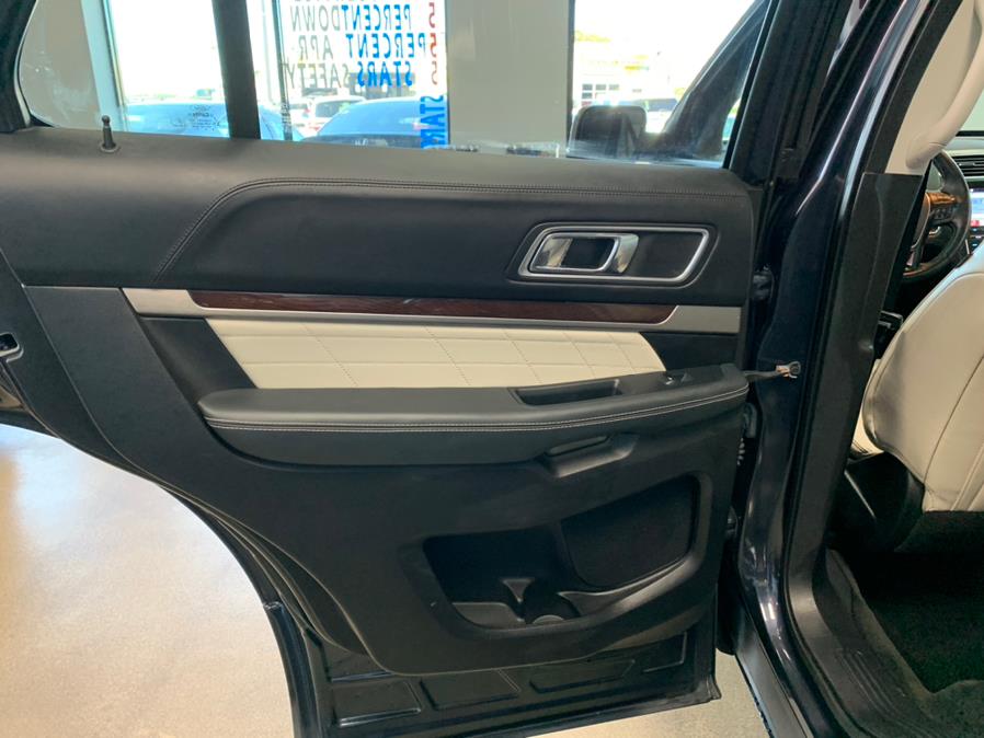 2017 Ford Explorer Platinum 4WD, available for sale in Inwood, New York | 5 Towns Drive. Inwood, New York 2017 Ford Explorer Platinum 4WD, available for sale in Inwood, New York | 5 Towns Drive. Inwood, New York