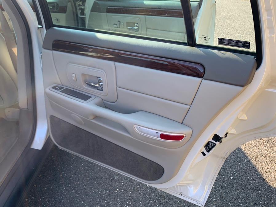 1997 Cadillac d''Elegance 4dr Sdn, available for sale in Waterbury, Connecticut | Platinum Auto Care. Waterbury, Connecticut 1997 Cadillac d''Elegance 4dr Sdn, available for sale in Waterbury, Connecticut | Platinum Auto Care. Waterbury, Connecticut