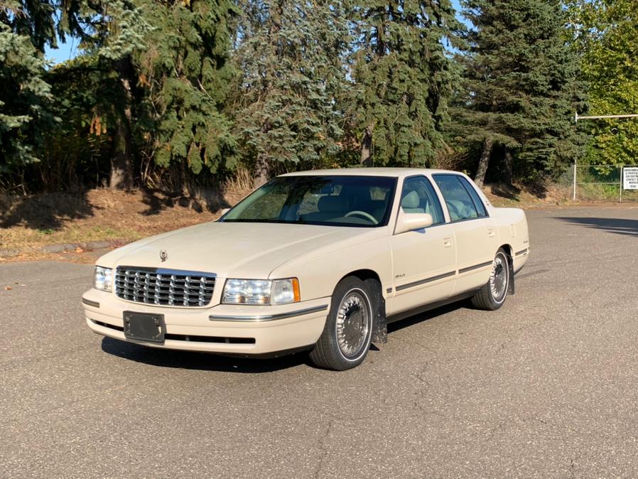 1997 Cadillac d''Elegance 4dr Sdn, available for sale in Waterbury, Connecticut | Platinum Auto Care. Waterbury, Connecticut 1997 Cadillac d''Elegance 4dr Sdn, available for sale in Waterbury, Connecticut | Platinum Auto Care. Waterbury, Connecticut