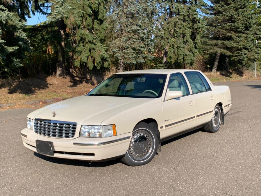 1997 Cadillac d''Elegance 4dr Sdn, available for sale in Waterbury, Connecticut | Platinum Auto Care. Waterbury, Connecticut 1997 Cadillac d''Elegance 4dr Sdn, available for sale in Waterbury, Connecticut | Platinum Auto Care. Waterbury, Connecticut