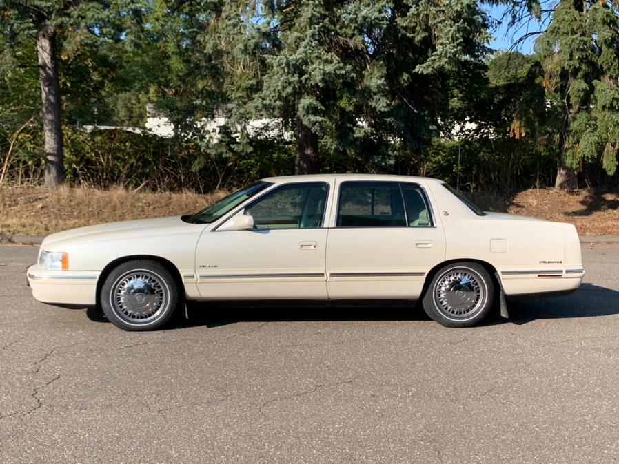 1997 Cadillac d''Elegance 4dr Sdn, available for sale in Waterbury, Connecticut | Platinum Auto Care. Waterbury, Connecticut 1997 Cadillac d''Elegance 4dr Sdn, available for sale in Waterbury, Connecticut | Platinum Auto Care. Waterbury, Connecticut