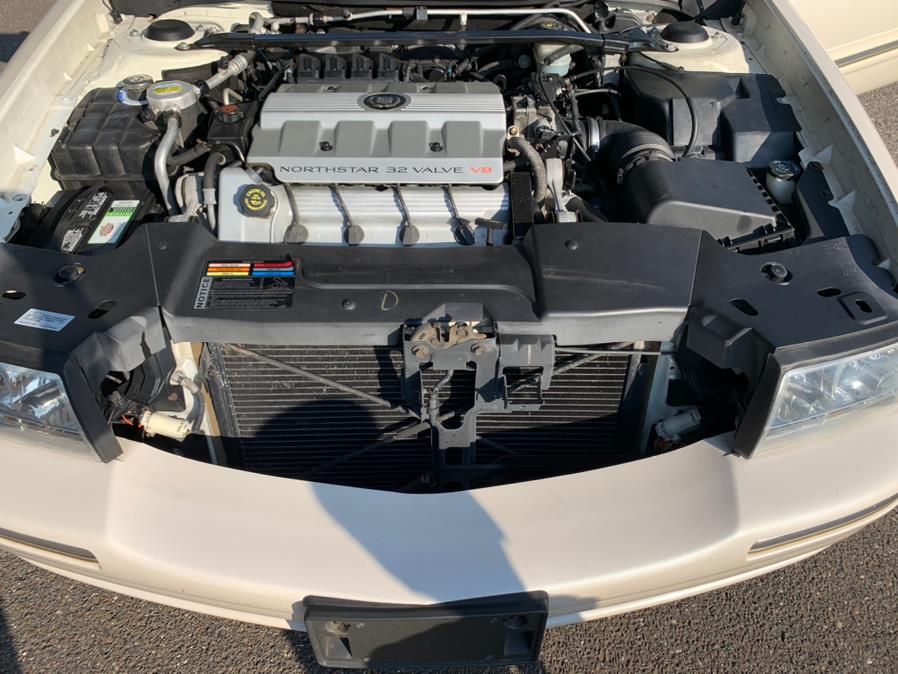 1997 Cadillac d''Elegance 4dr Sdn, available for sale in Waterbury, Connecticut | Platinum Auto Care. Waterbury, Connecticut 1997 Cadillac d''Elegance 4dr Sdn, available for sale in Waterbury, Connecticut | Platinum Auto Care. Waterbury, Connecticut