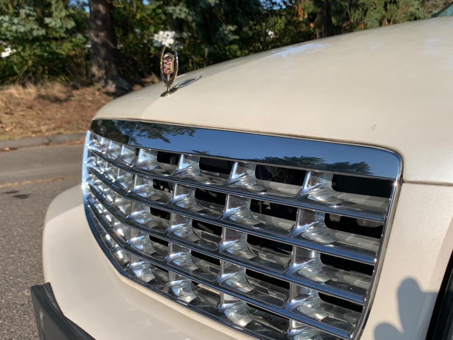 1997 Cadillac d''Elegance 4dr Sdn, available for sale in Waterbury, Connecticut | Platinum Auto Care. Waterbury, Connecticut 1997 Cadillac d''Elegance 4dr Sdn, available for sale in Waterbury, Connecticut | Platinum Auto Care. Waterbury, Connecticut
