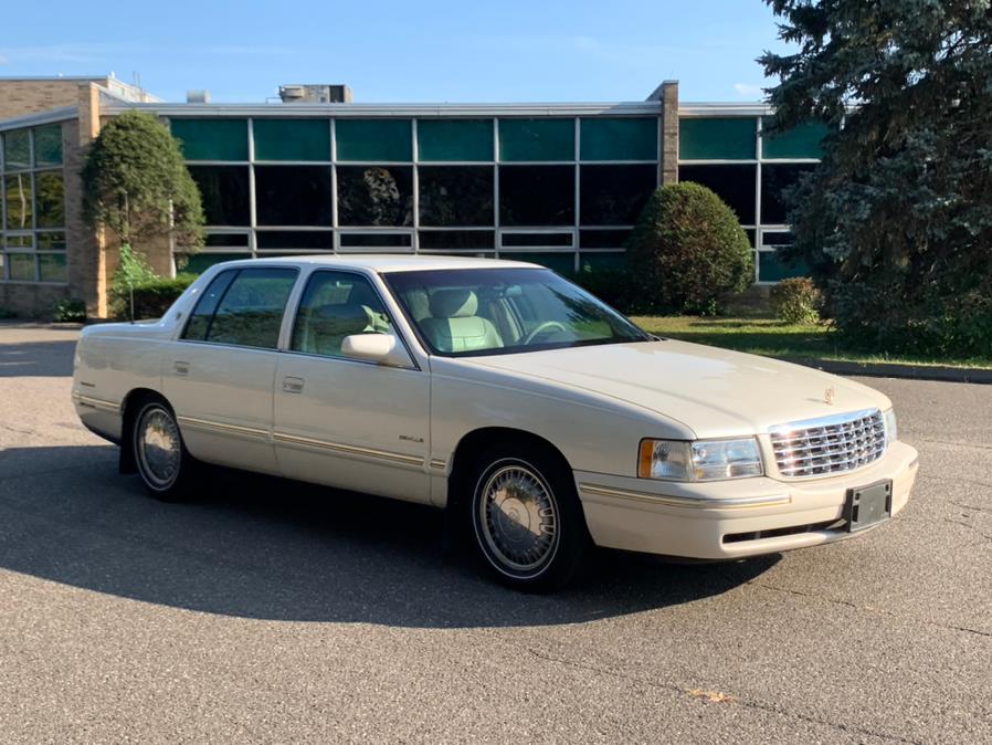 1997 Cadillac d''Elegance 4dr Sdn, available for sale in Waterbury, Connecticut | Platinum Auto Care. Waterbury, Connecticut 1997 Cadillac d''Elegance 4dr Sdn, available for sale in Waterbury, Connecticut | Platinum Auto Care. Waterbury, Connecticut